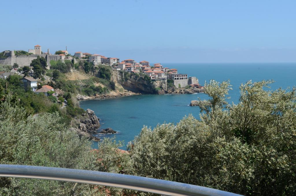 Apartments Sirena Ulcinj Exterior foto