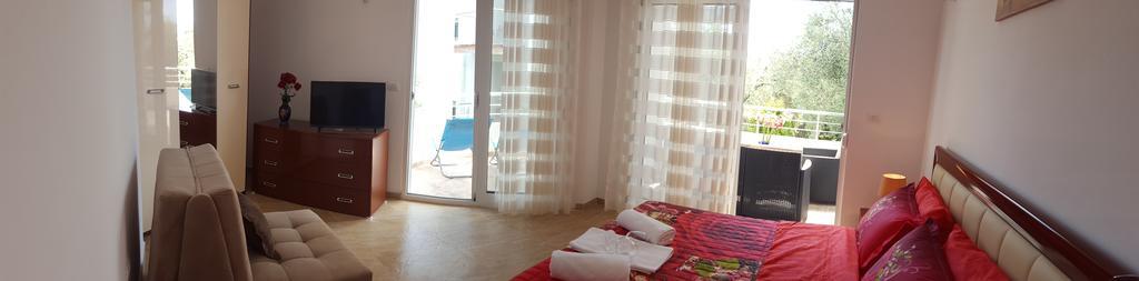 Apartments Sirena Ulcinj Exterior foto