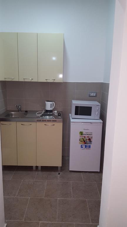 Apartments Sirena Ulcinj Exterior foto